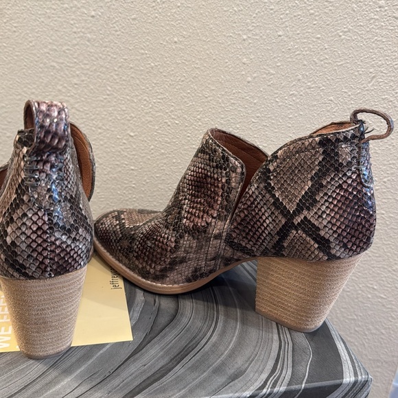 Jeffrey campbelll booties 8.5 - Picture 2 of 5